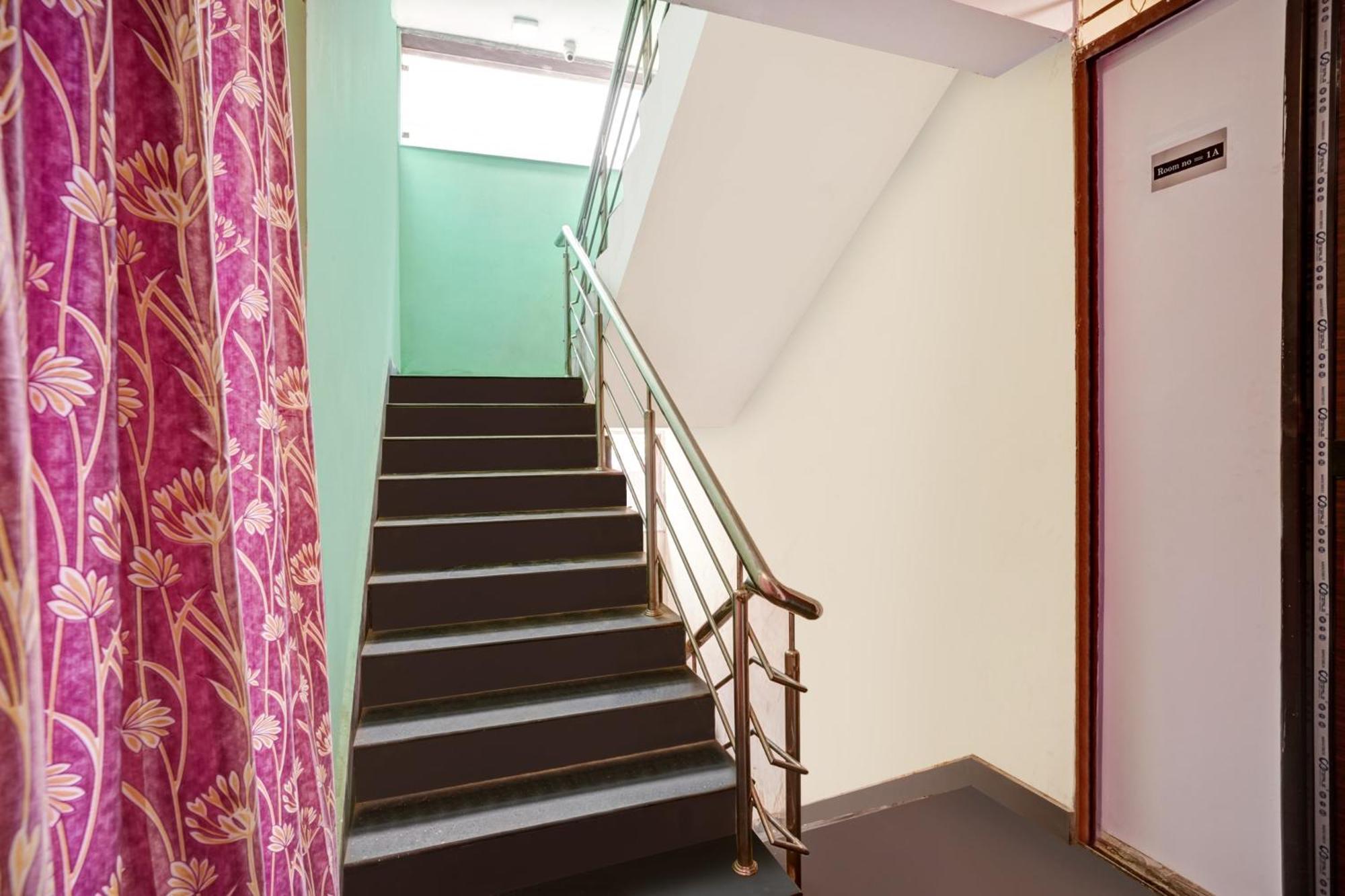 Super Hotel O Grill Inn Dhanbād Dış mekan fotoğraf